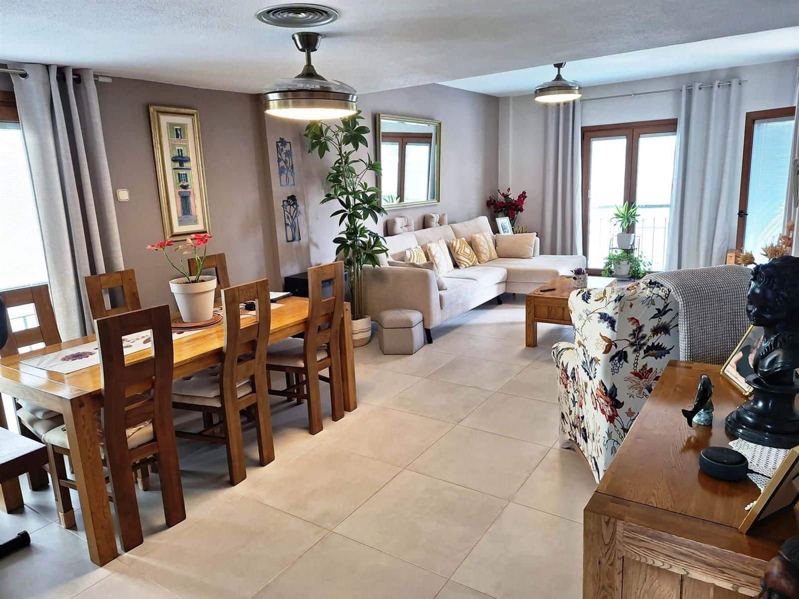 4 soveværelse Penthouse til salg i La Duquesa / Puerto de la Duquesa - € 410.000 (Ref: 9564878)