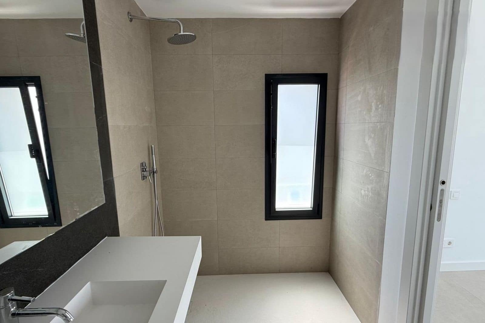 3 Zimmer Doppelhaus zu verkaufen in New Golden Mile - 1.250.000 € (Ref: 9564879)