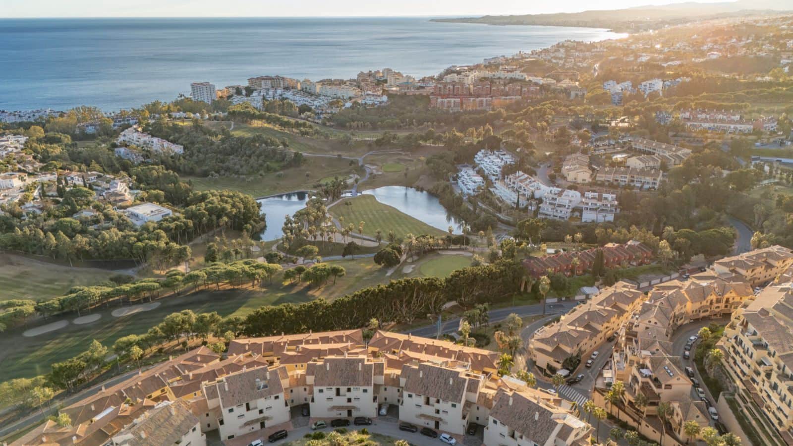 2 sypialnia Apartament na sprzedaż w Benalmadena - 420 000 € (Ref: 9564883)