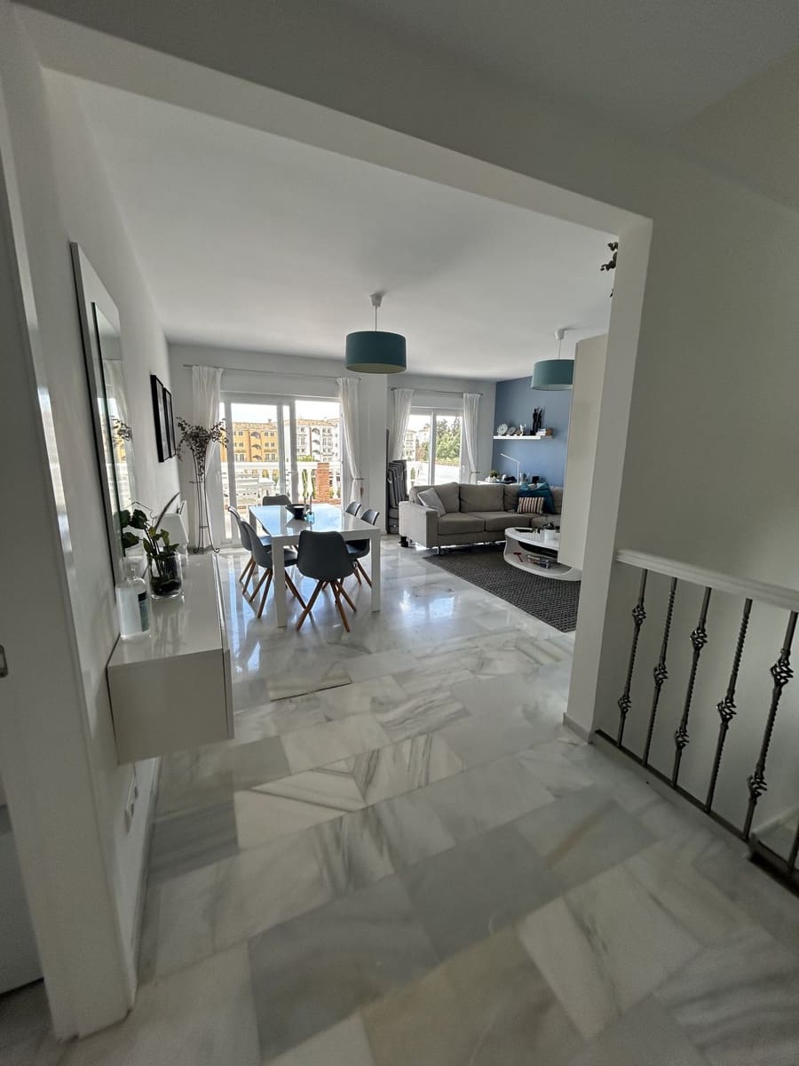 6 camera da letto Villa in vendita in Calahonda - 995.000 € (Rif: 9564886)