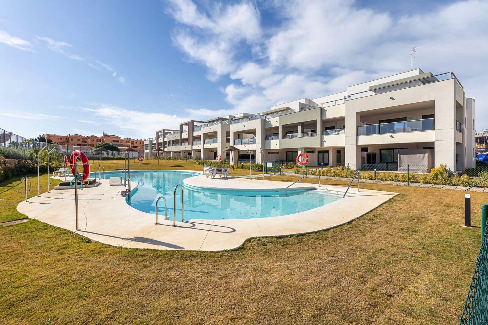 3 soveværelse Lejlighed til salg i Casares - € 435.000 (Ref: 9564889)