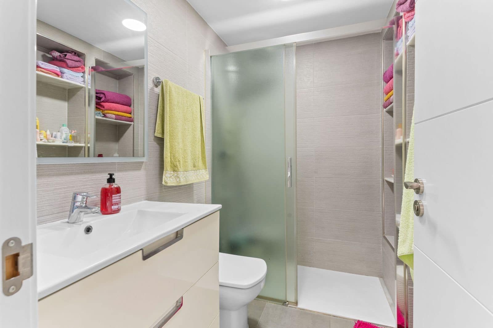 2 slaapkamer Appartement te koop in Puerto Banus - € 520.000 (Ref: 9564893)