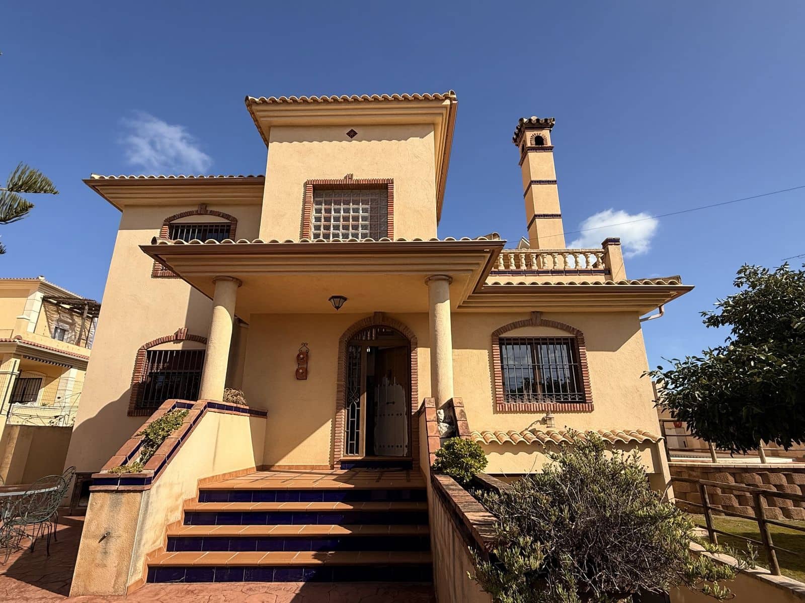 4 bedroom Villa for sale in Torremolinos - € 769,000 (Ref: 9568361)