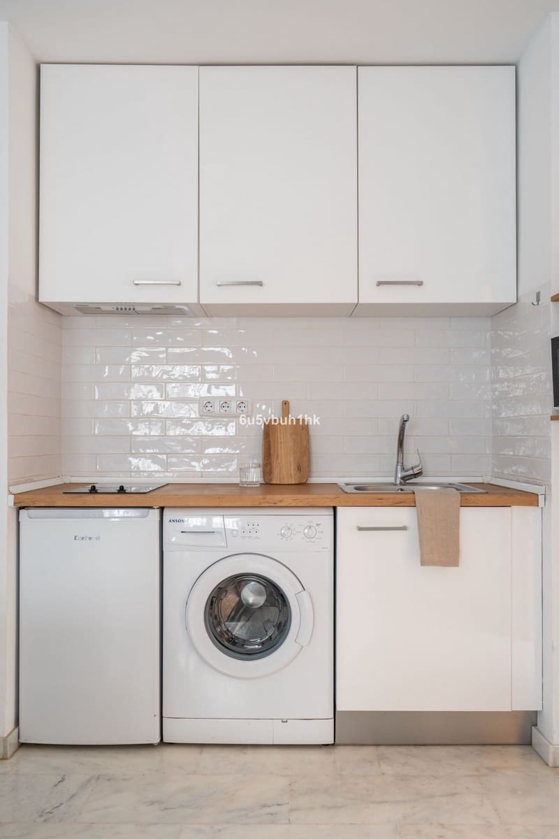 1 soveværelse Lejlighed til salg i Malaga by - € 325.000 (Ref: 9568363)