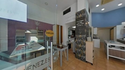 Kommersiell til salgs i Malaga by - € 339 000 (Ref: 9568364)