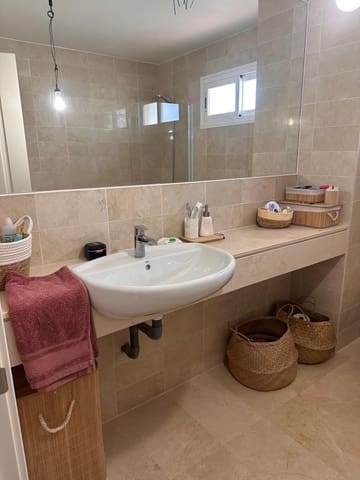 2 chambre Appartement à vendre à La Duquesa / Puerto de la Duquesa, Manilva - 270 000 € (Ref: 9568366)