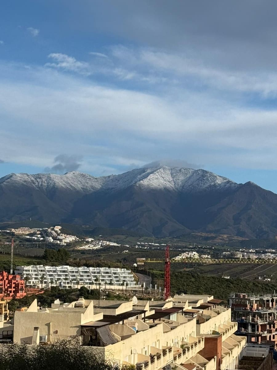 2 chambre Appartement à vendre à La Duquesa / Puerto de la Duquesa - 270 000 € (Ref: 9568366)