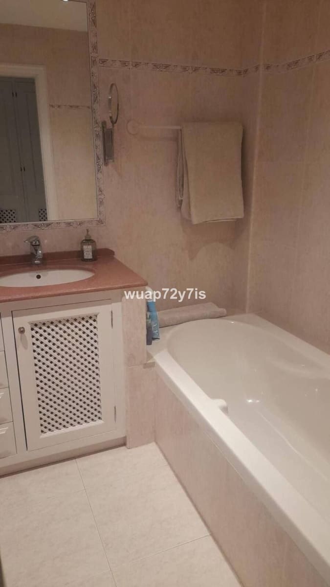 2 slaapkamer Appartement te koop in Atalaya-Isdabe - € 637.000 (Ref: 9568367)