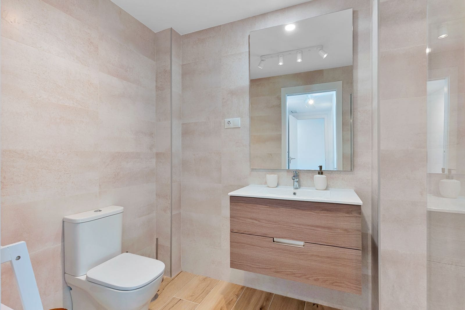 3 makuuhuone Huoneisto myytävänä paikassa Marbella - 565 000 € (Ref: 9568368)