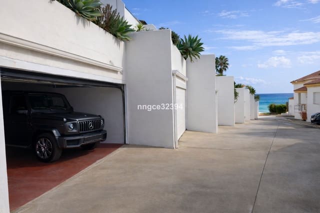 4 soveværelse Semi-Rækkehus til salg i Manilva - € 549.900 (Ref: 9568369)