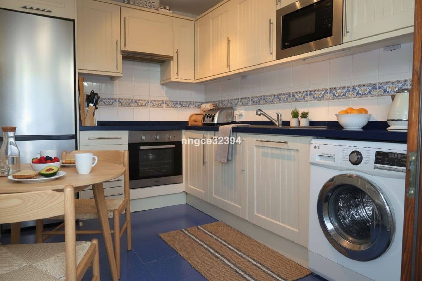 4 soveværelse Semi-Rækkehus til salg i Manilva - € 549.900 (Ref: 9568369)