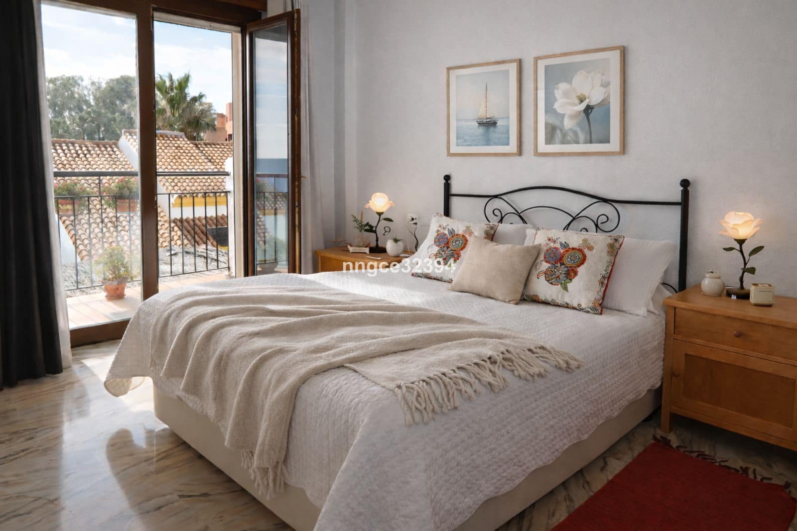 4 soveværelse Semi-Rækkehus til salg i Manilva - € 549.900 (Ref: 9568369)