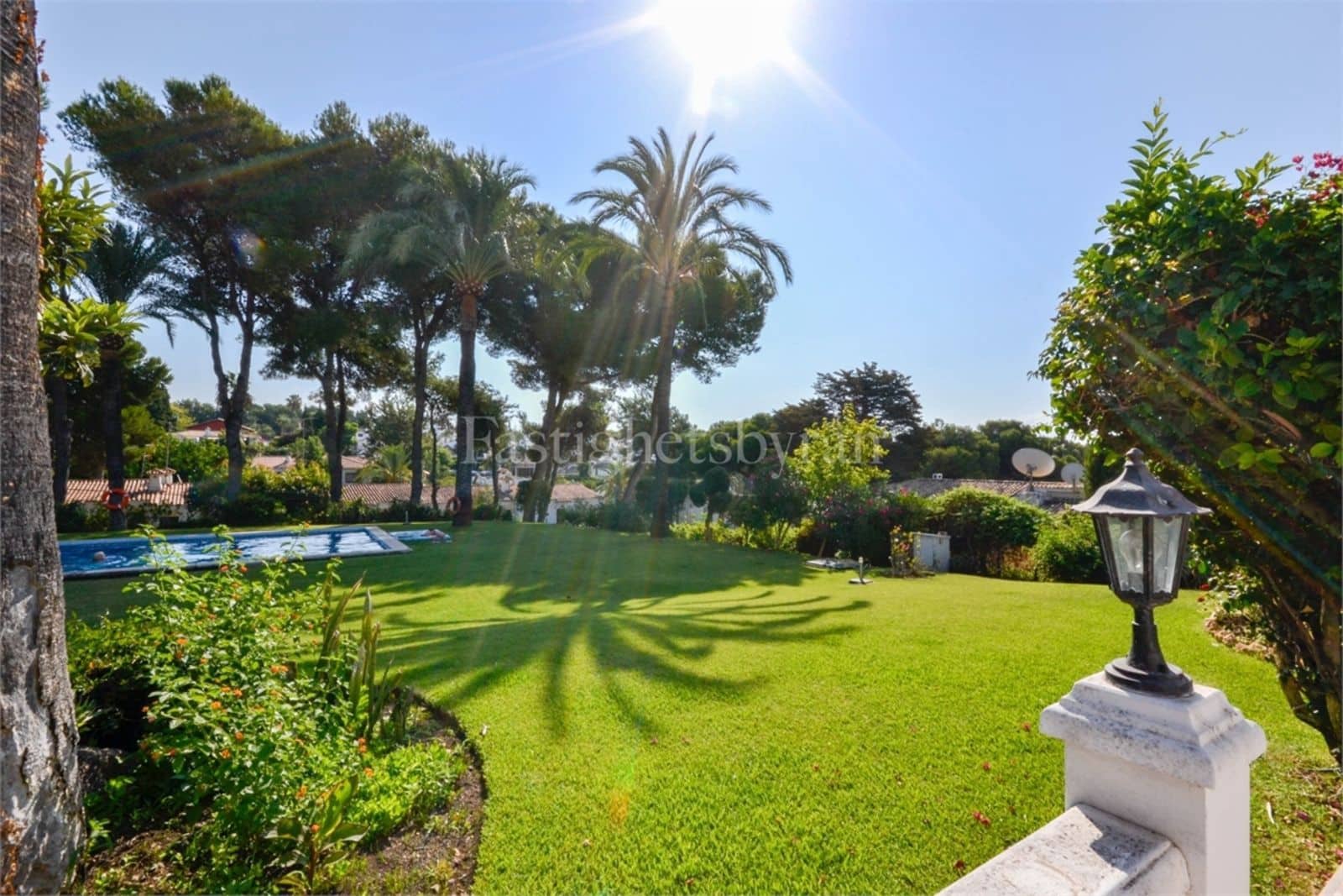 Casa de 2 habitaciones en Nueva Andalucia en venta - 449.000 € (Ref: 9568373)