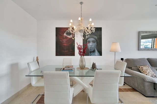 Apartamento de 2 habitaciones en Atalaya-Isdabe, Estepona en venta - 520.000 € (Ref: 9568376)