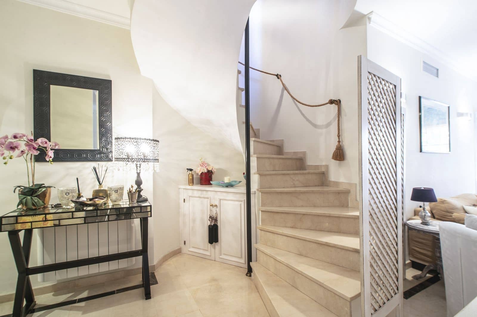 3 soveværelse Lejlighed til salg i Nueva Andalucia - € 775.000 (Ref: 9568379)