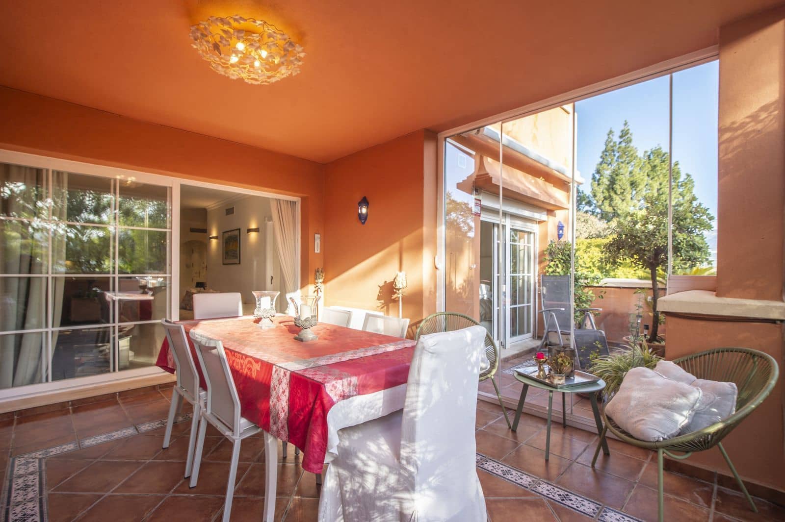 3 soveværelse Lejlighed til salg i Nueva Andalucia - € 775.000 (Ref: 9568379)