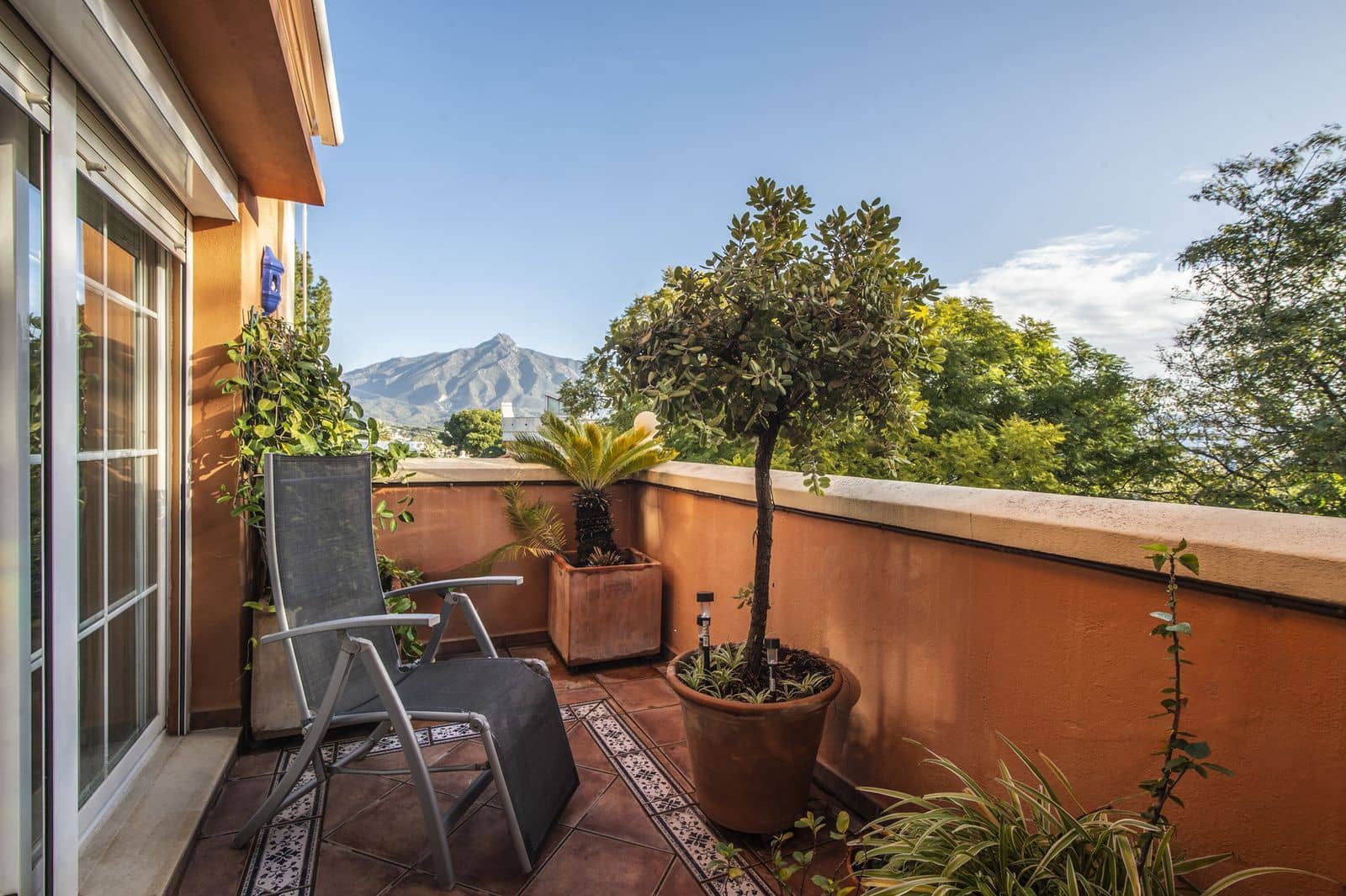 3 soveværelse Lejlighed til salg i Nueva Andalucia - € 775.000 (Ref: 9568379)