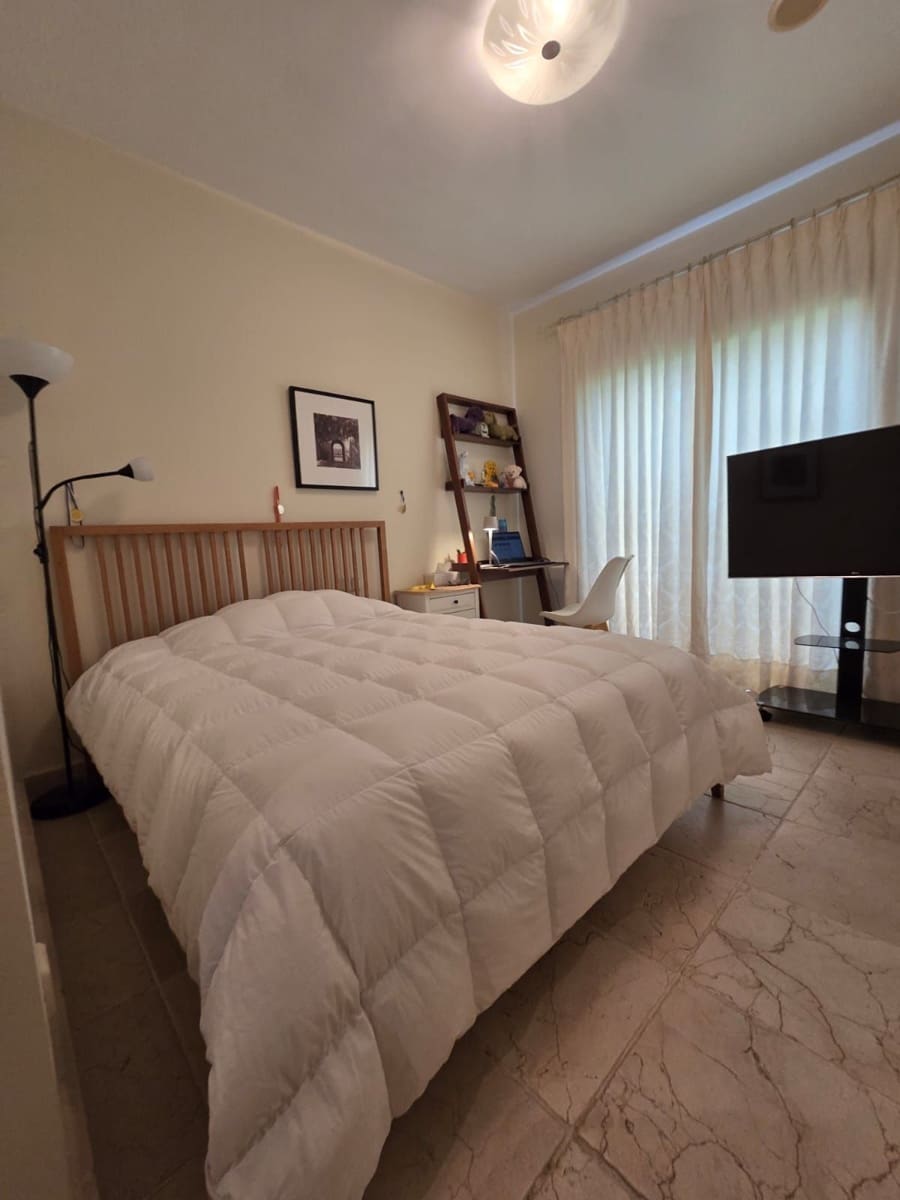 2 bedroom Apartment for sale in Estepona - € 465,000 (Ref: 9568380)