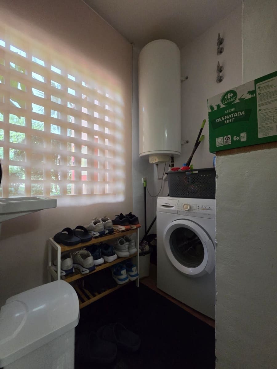 2 bedroom Apartment for sale in Estepona - € 465,000 (Ref: 9568380)