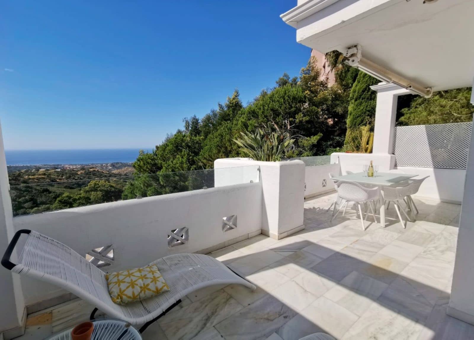 Apartamento de 3 habitaciones en La Mairena en venta - 419.000 € (Ref: 9568381)