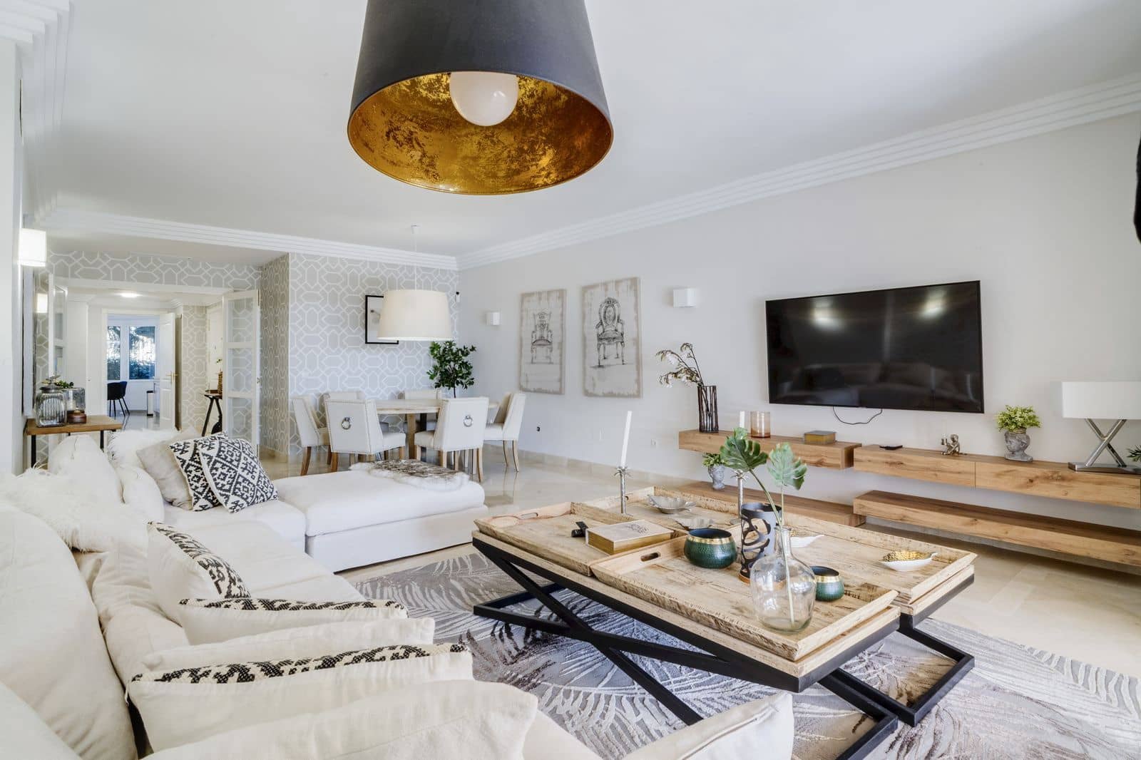 Apartamento de 2 habitaciones en Nueva Andalucia en venta - 760.000 € (Ref: 9568383)