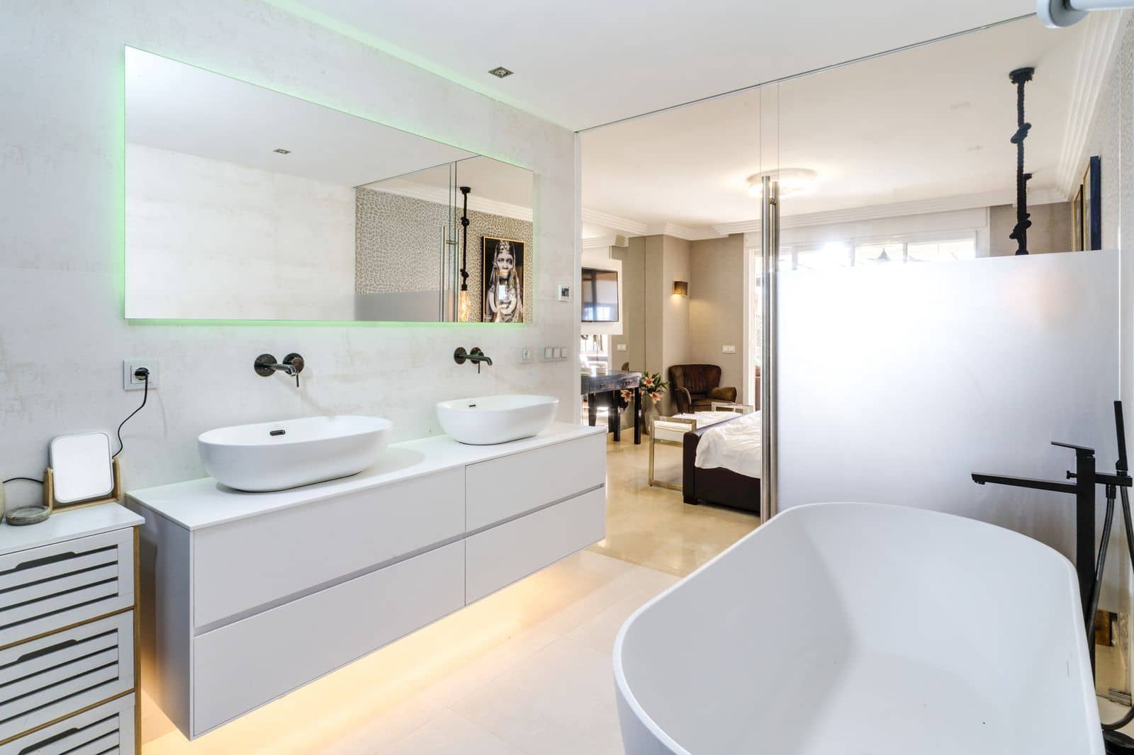 Apartamento de 2 habitaciones en Nueva Andalucia en venta - 760.000 € (Ref: 9568383)