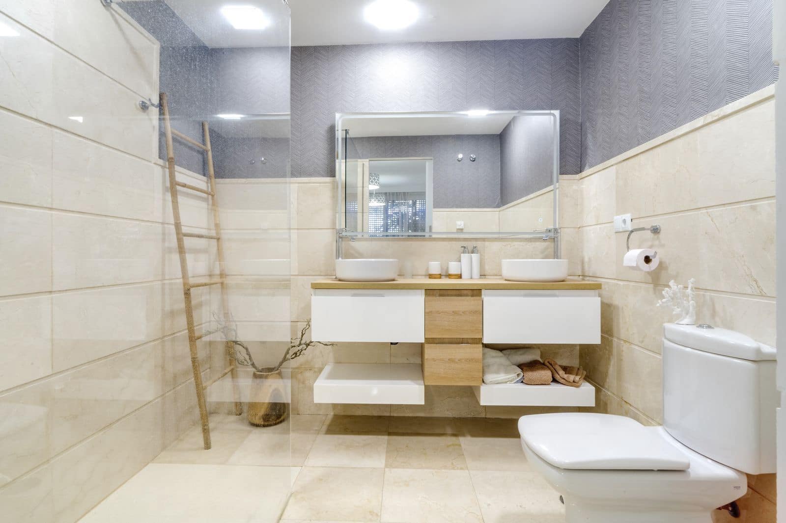 Apartamento de 2 habitaciones en Nueva Andalucia en venta - 760.000 € (Ref: 9568383)