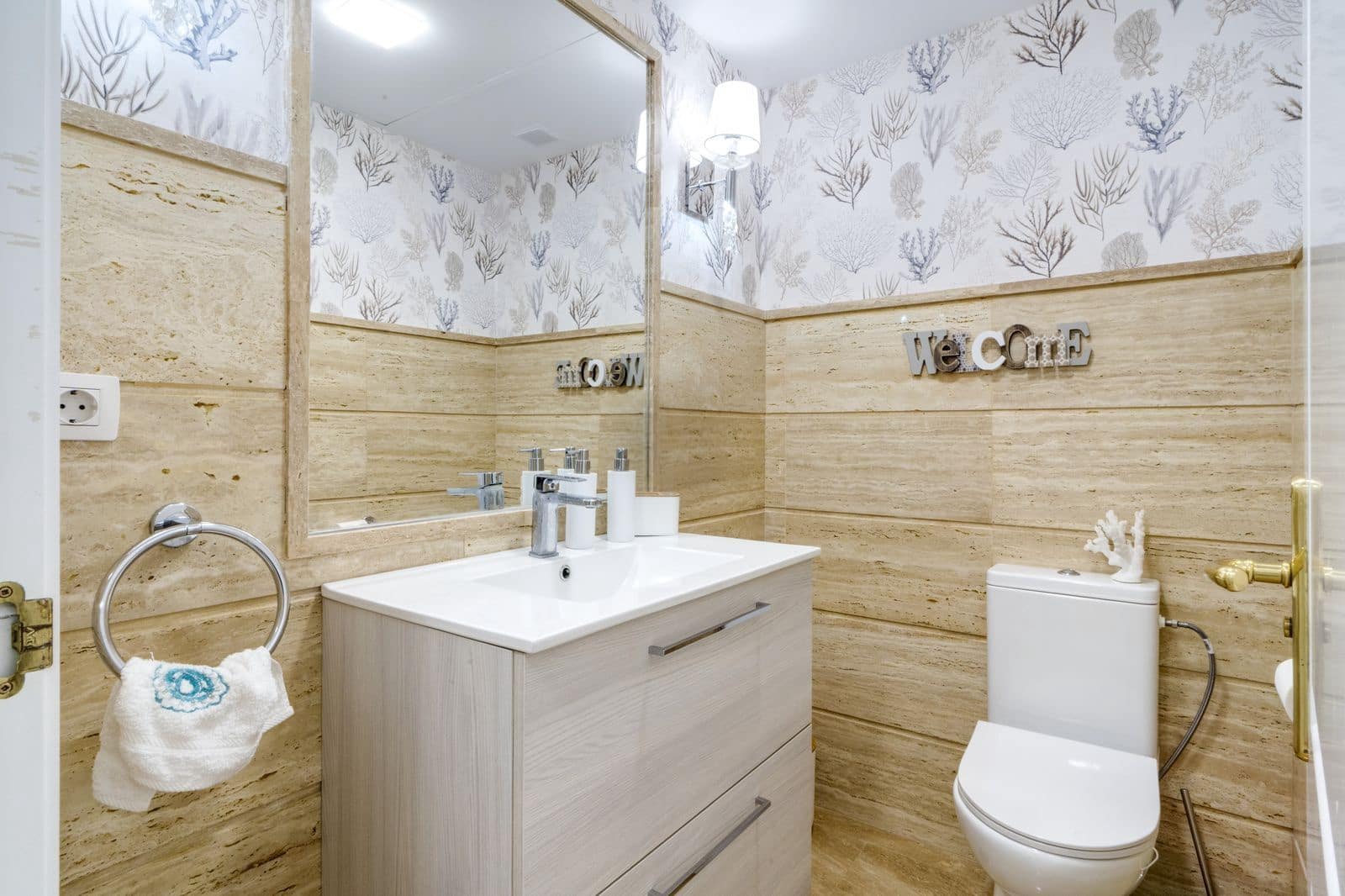 Apartamento de 2 habitaciones en Nueva Andalucia en venta - 760.000 € (Ref: 9568383)