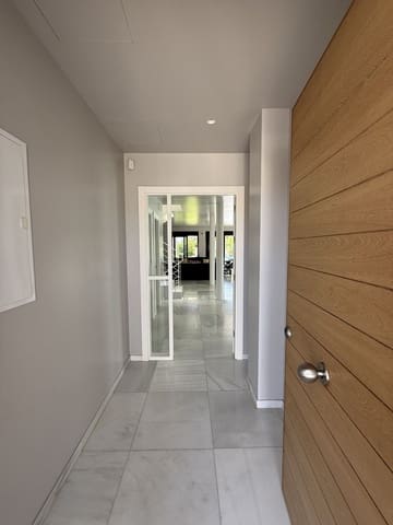 5 soveværelse Villa til salg i Marbesa, Marbella - € 2.600.000 (Ref: 9568384)