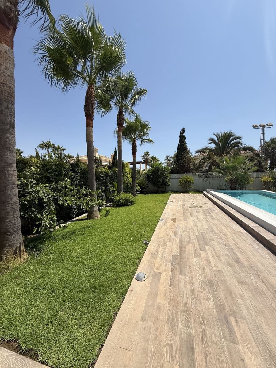 5 soveværelse Villa til salg i Marbesa - € 2.600.000 (Ref: 9568384)