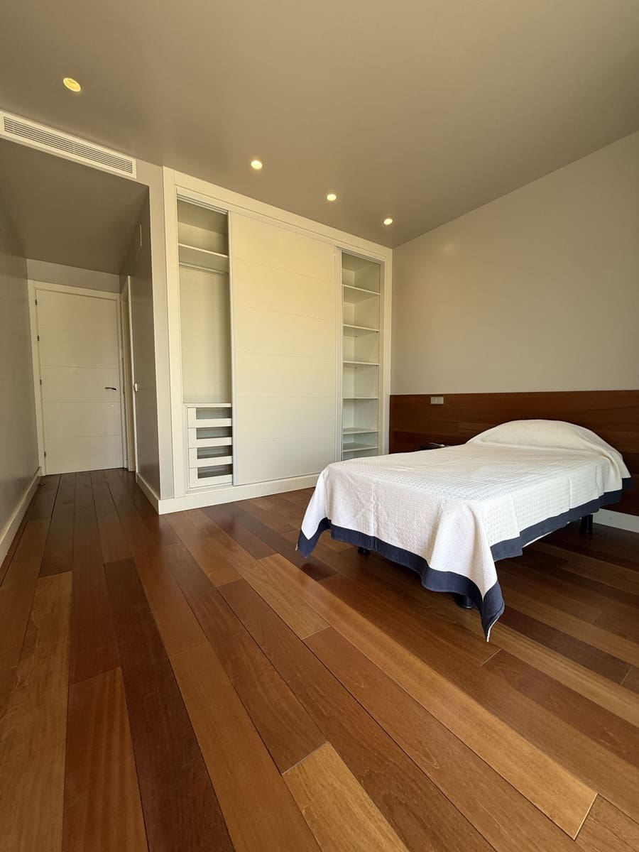 5 soveværelse Villa til salg i Marbesa - € 2.600.000 (Ref: 9568384)