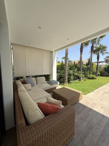 5 soveværelse Villa til salg i Marbesa, Marbella - € 2.600.000 (Ref: 9568384)