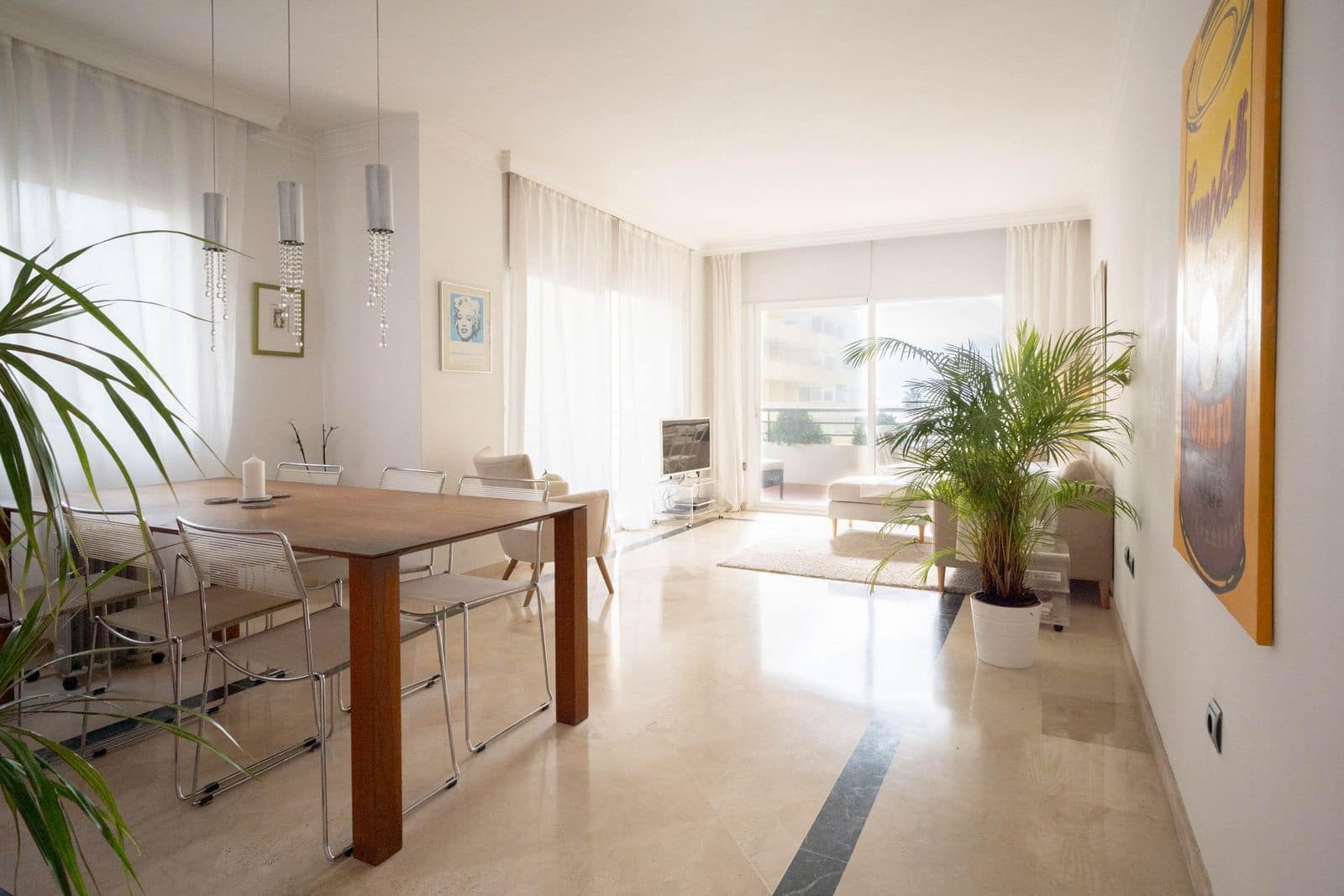4 bedroom Apartment for sale in Marbella - € 799,000 (Ref: 9570828)