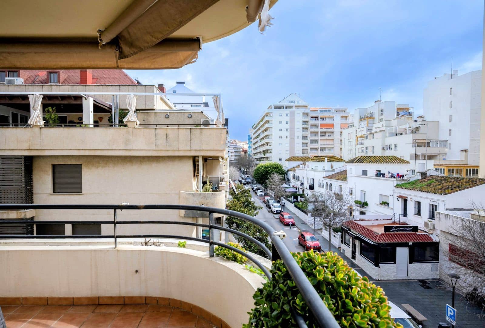 4 bedroom Apartment for sale in Marbella - € 799,000 (Ref: 9570828)