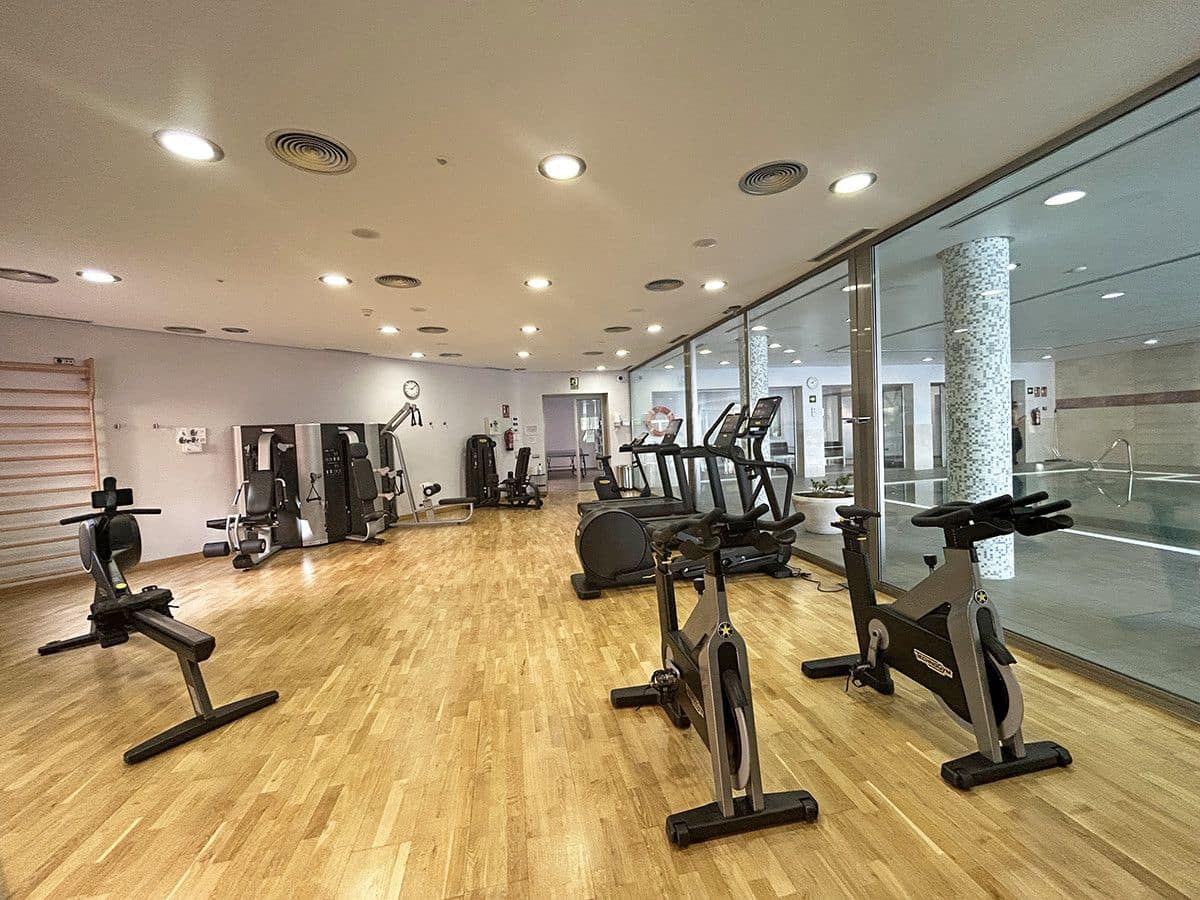 Apartamento de 2 habitaciones en Golden Mile en venta - 1.350.000 € (Ref: 9570832)