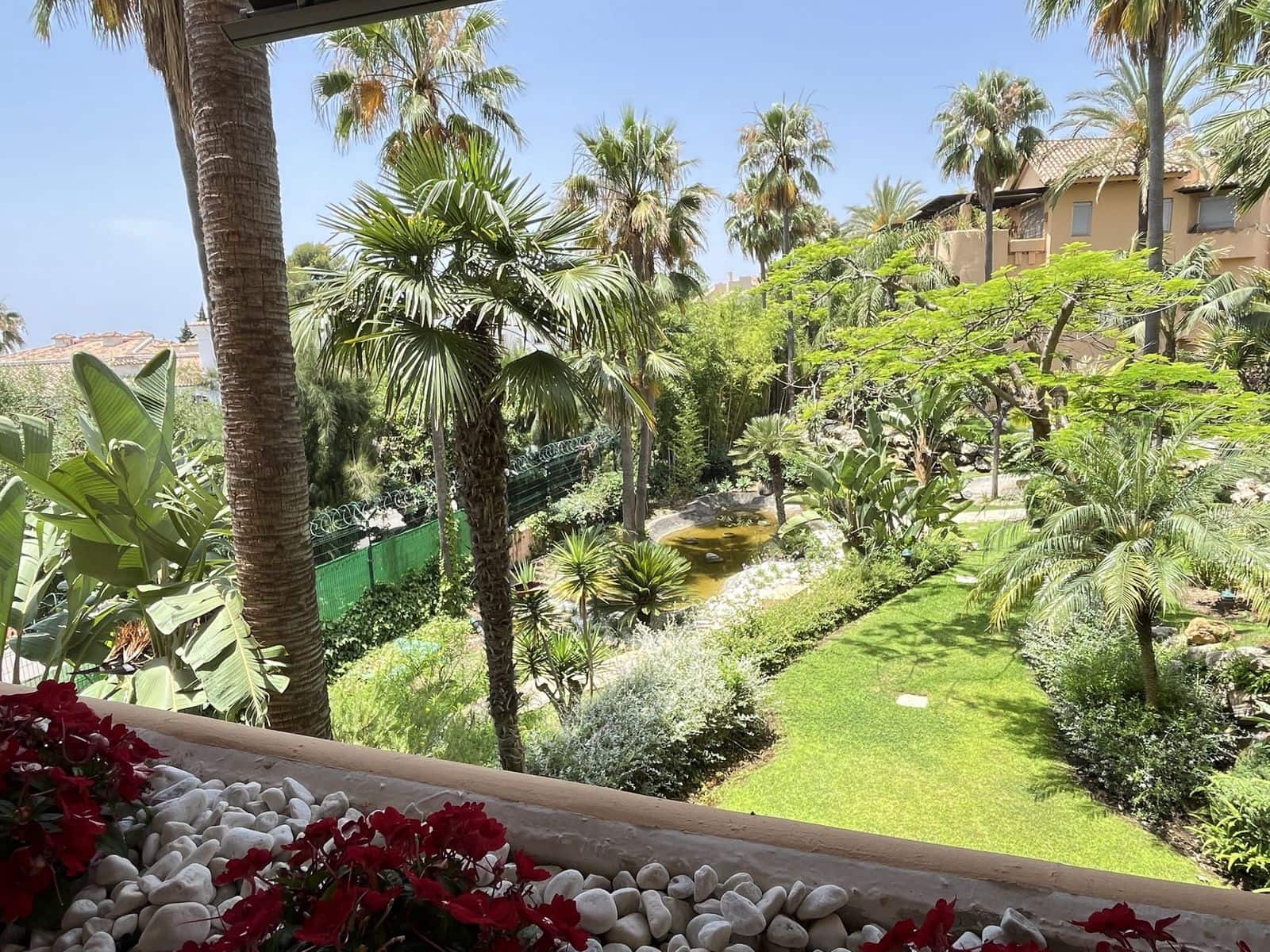 Apartamento de 2 habitaciones en Golden Mile en venta - 1.350.000 € (Ref: 9570832)