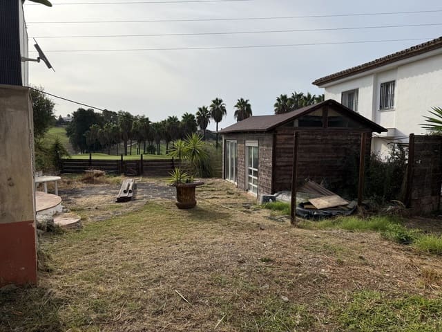 3 Zimmer Villa zu verkaufen in Estepona Golf, Estepona - 650.000 € (Ref: 9570833)