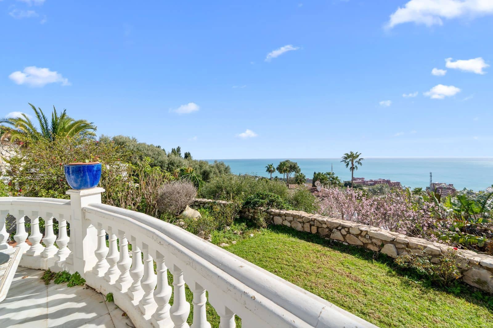 Chalet de 5 habitaciones en Benalmádena en venta - 1.820.000 € (Ref: 9570836)