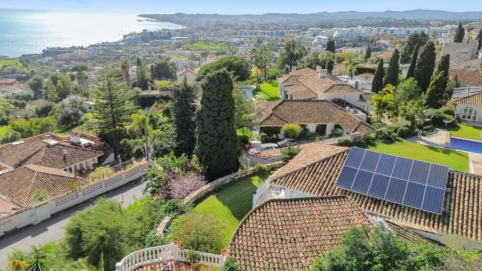 Chalet de 5 habitaciones en Benalmádena en venta - 1.820.000 € (Ref: 9570836)