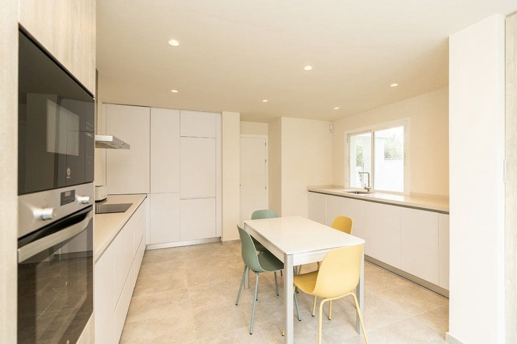 4 soveværelse Villa til salg i Marbesa - € 2.450.000 (Ref: 9570841)