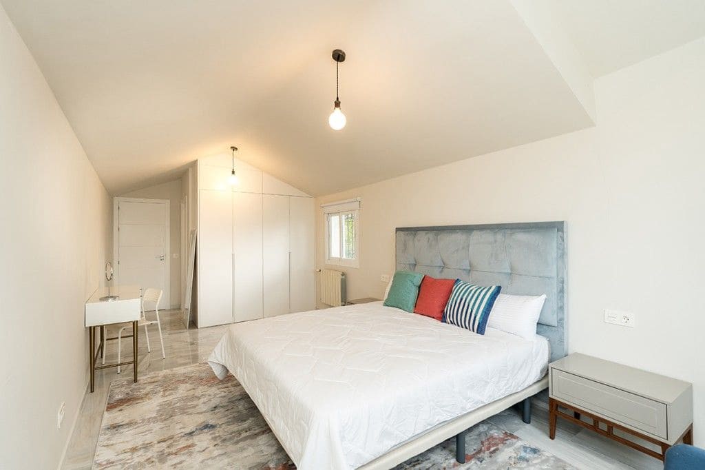 4 soveværelse Villa til salg i Marbesa - € 2.450.000 (Ref: 9570841)