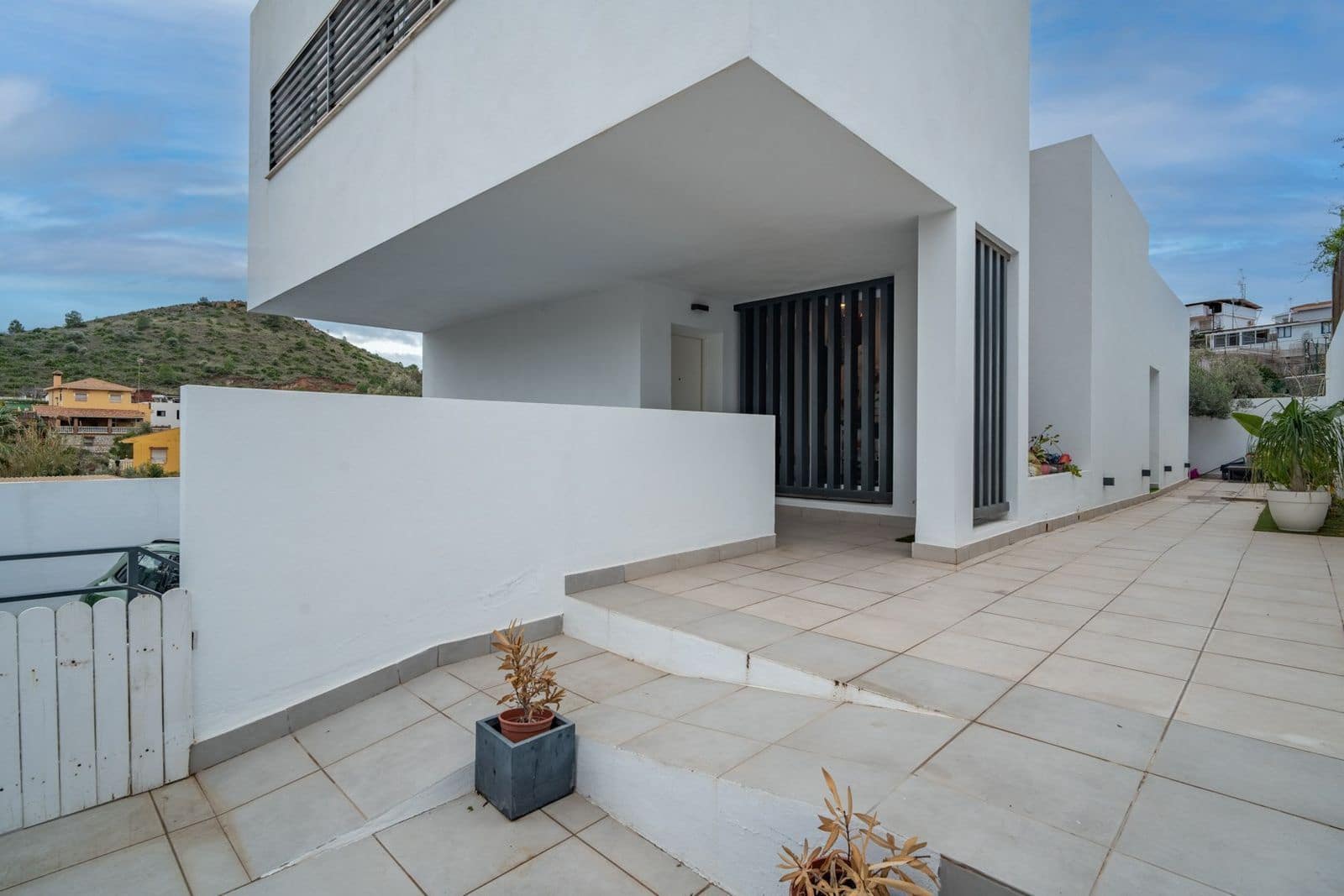 2 sovrum Villa till salu i Malaga stad - 795 000 € (Ref: 9570846)