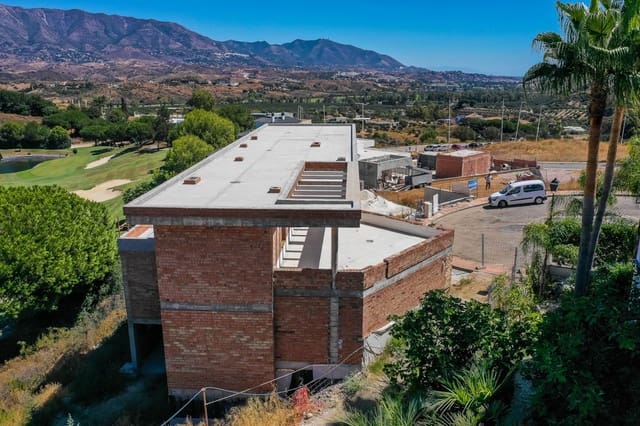 6 Zimmer Villa zu verkaufen in La Cala Golf, Mijas - 1.100.000 € (Ref: 9570847)