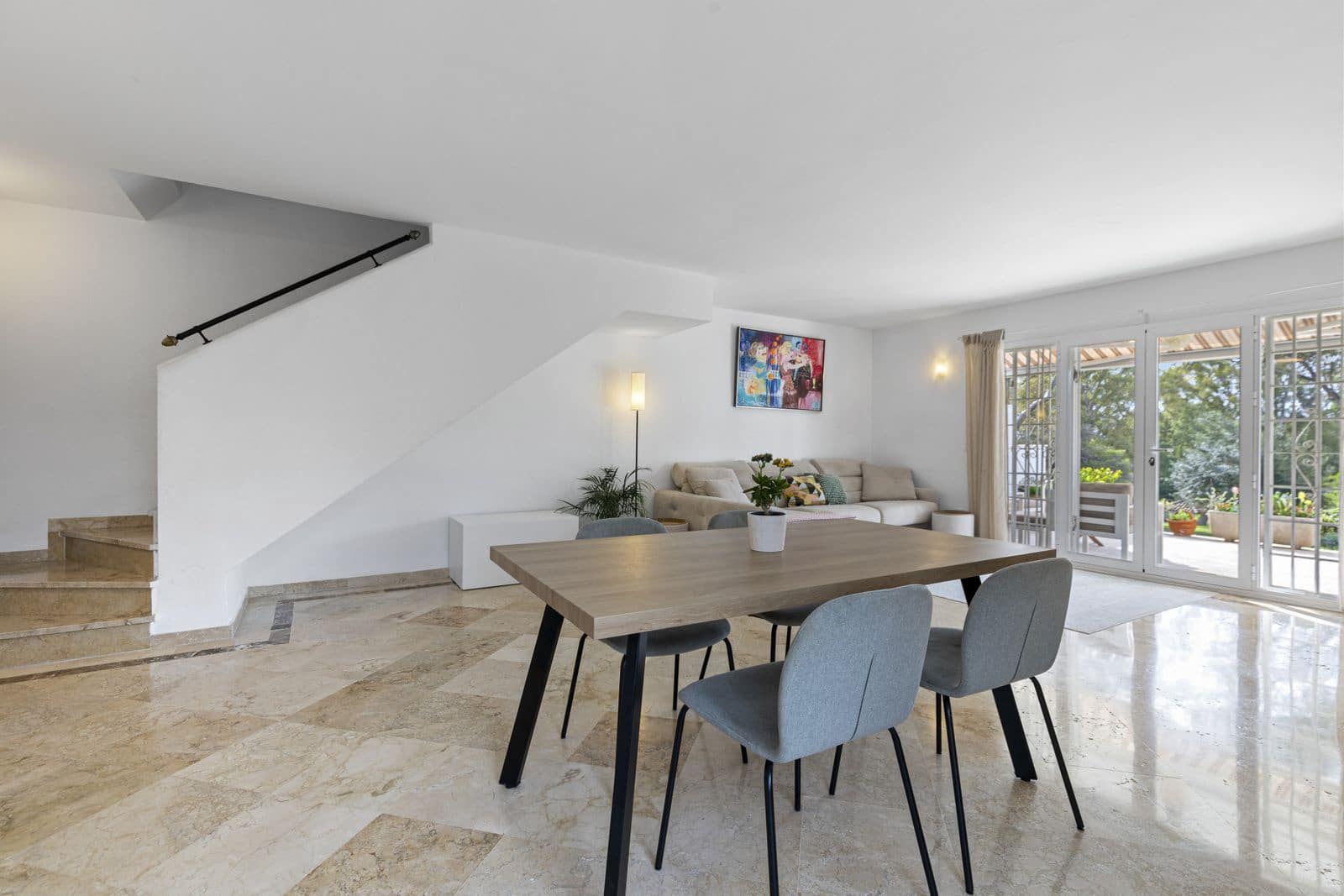 Pareado de 3 habitaciones en Estepona en venta - 480.000 € (Ref: 9570848)