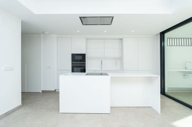 2 soveværelse Lejlighed til salg i Cancelada, Estepona - € 549.000 (Ref: 9570851)