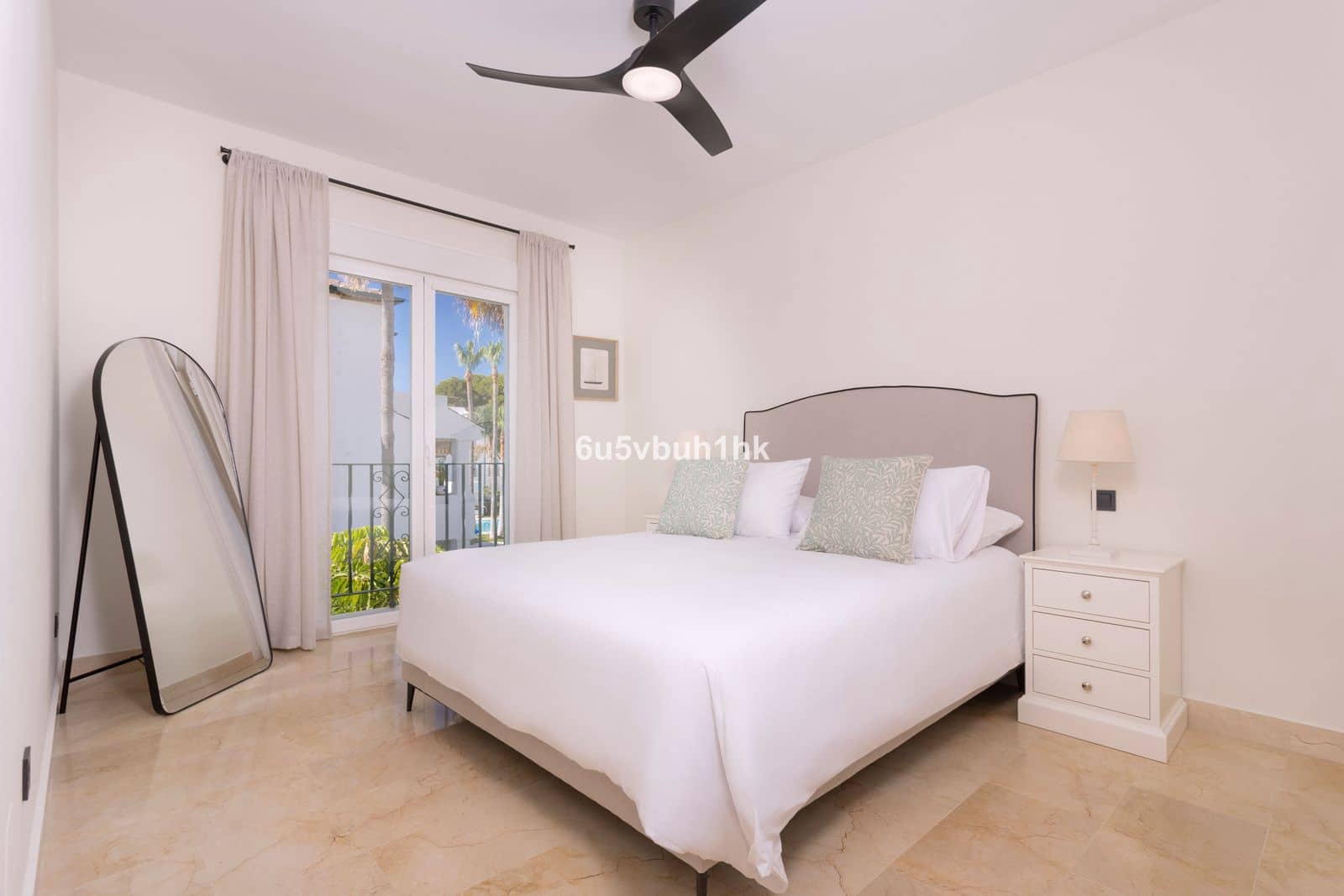 3 quarto Apartamento para venda em New Golden Mile - 725 000 € (Ref: 9570853)