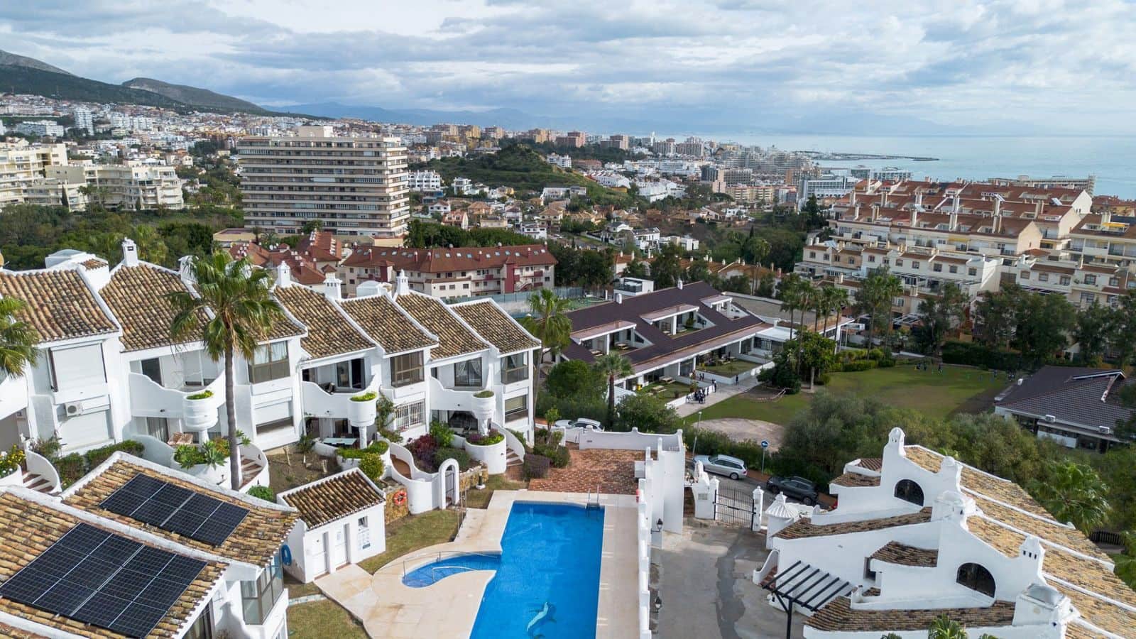 3 sypialnia Dom na sprzedaż w Torrequebrada - 490 000 € (Ref: 9570854)