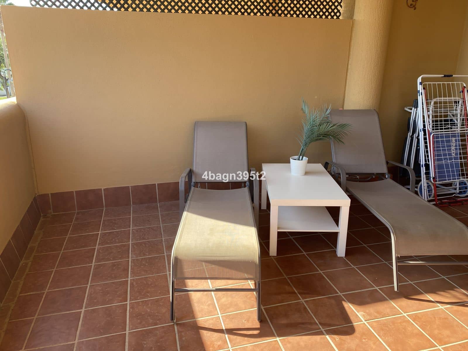 3 bedroom Apartment for sale in La Cala de Mijas - € 395,000 (Ref: 9570857)