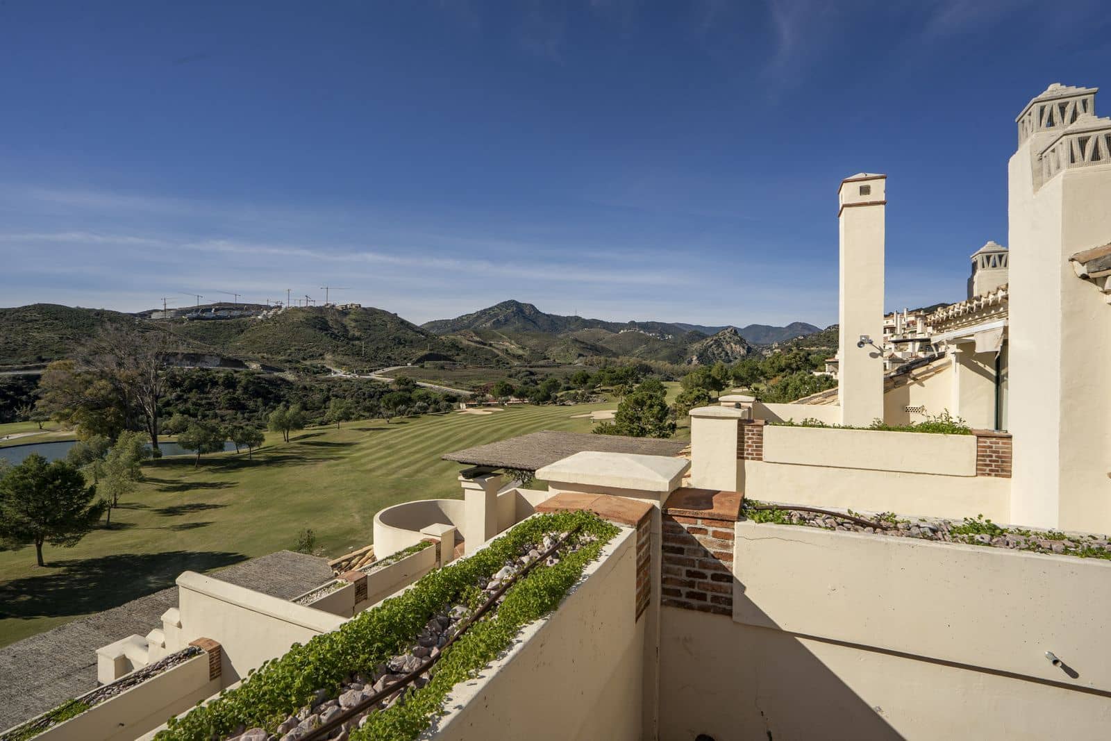 3 sovrum Takvåning till salu i Benahavis - 1 200 000 € (Ref: 9570859)