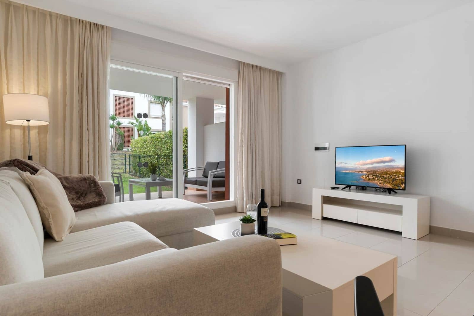 Apartamento de 2 habitaciones en El Paraiso en venta - 394.950 € (Ref: 9607652)